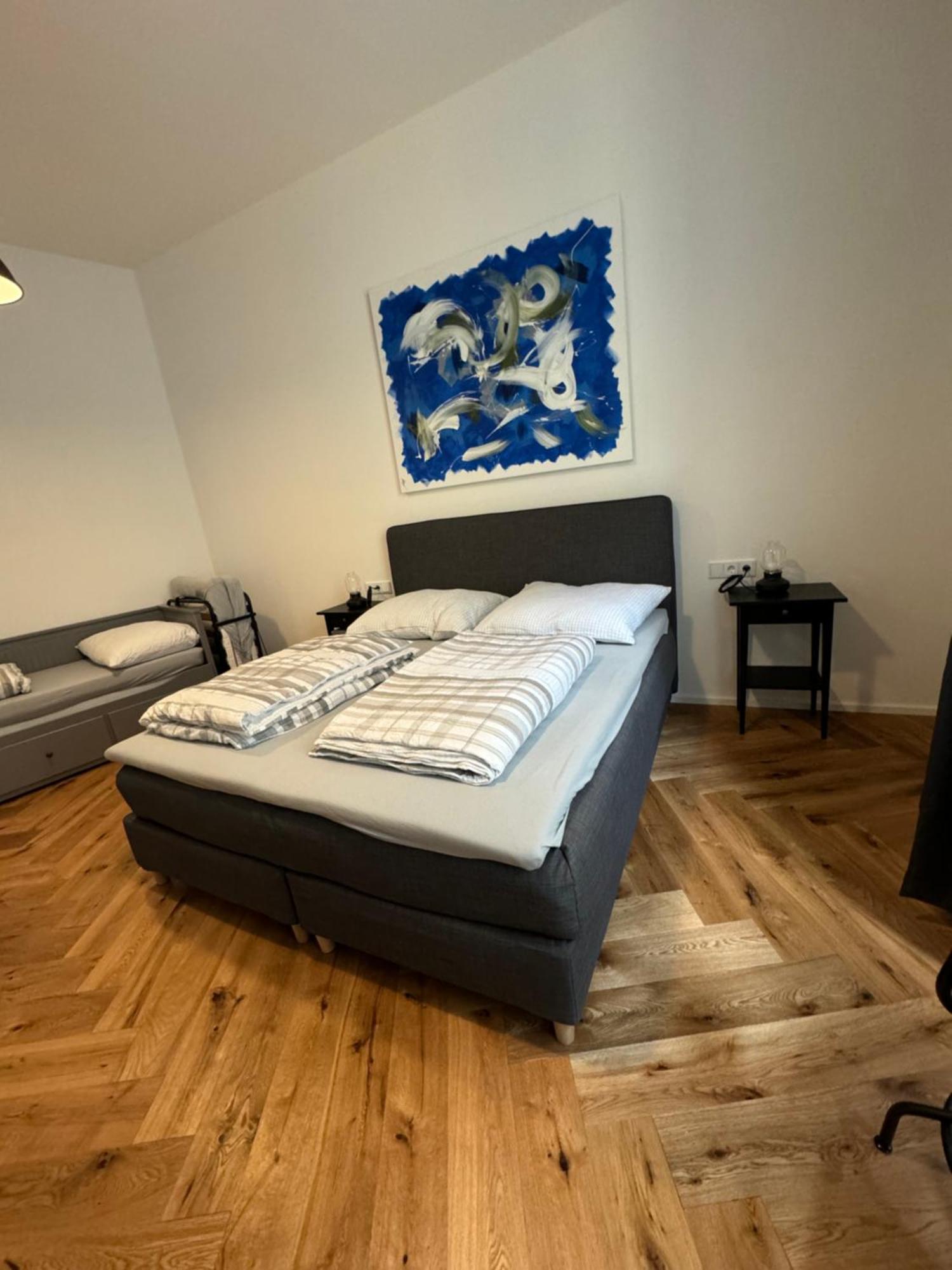 Industrial Apartment Schlossberg Linz Esterno foto